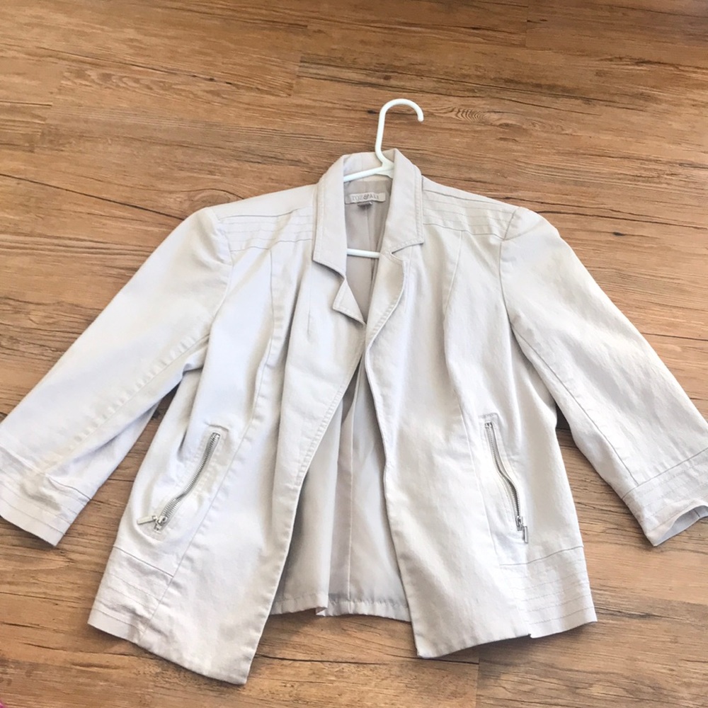 NWOT TAN BLAZER